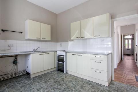 2 bedroom flat to rent, Canterbury Road, Whitstable, Kent