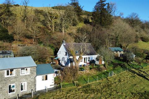 4 bedroom cottage for sale, Ffarmers, Llanwrda