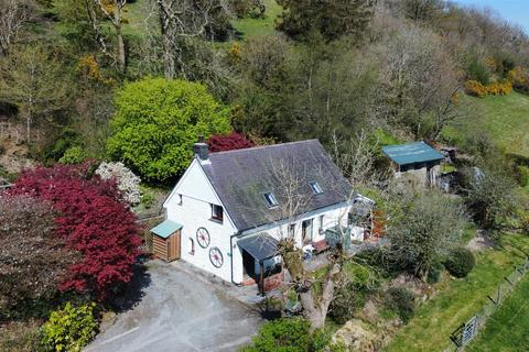 3 bedroom cottage for sale, Ffarmers, Llanwrda