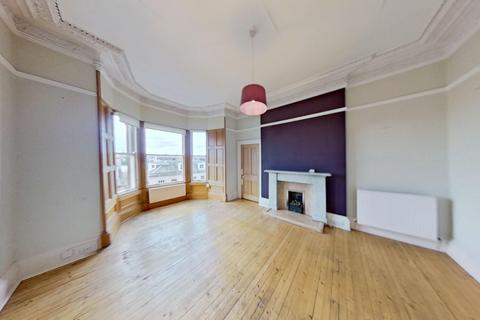 3 bedroom terraced house to rent, Montagu Terrace, Edinburgh, EH3