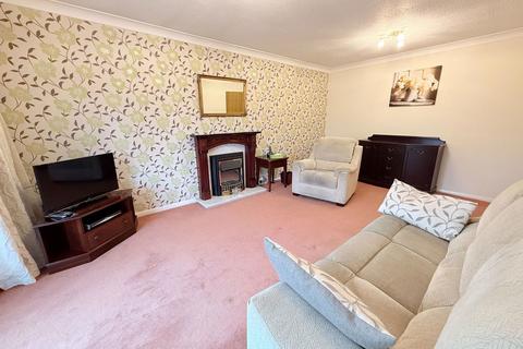 6 Burman Close, Shirley, Solihull, B90 2DR