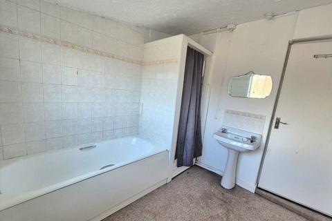 2 Ely Street, Tonypandy, CF40 1BY