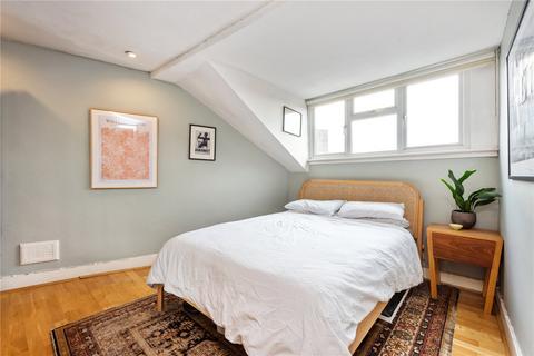 Flat D, 1 Pyrland Road, London, N5 2JB