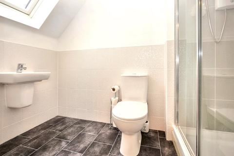 42 Colliers Road, Featherstone, Pontefract, WF7 5PG