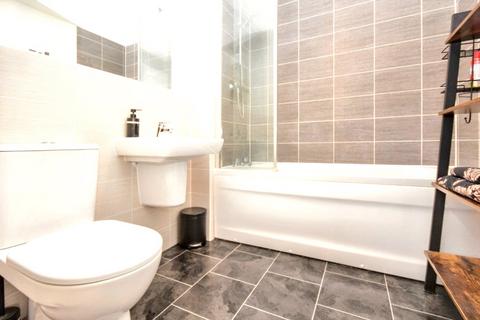 42 Colliers Road, Featherstone, Pontefract, WF7 5PG