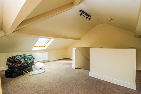 19 The Close, Durkar, Wakefield, WF4 3AG