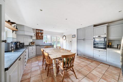 4 bedroom detached house for sale, 4 Sea Lane, Middleton-On-Sea, PO22