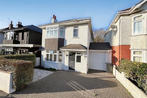 4 bedroom detached house for sale, Sherwood Avenue, Whitecliff, Poole, Dorset, BH14