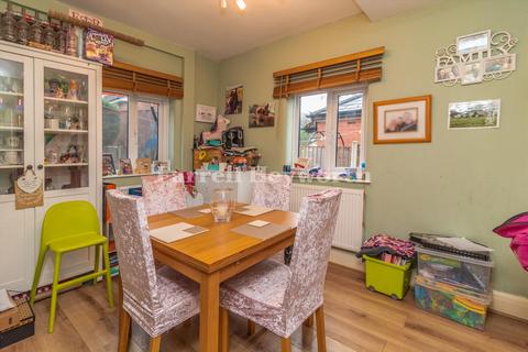 4 Bishopsway, Penwortham, Preston, PR1 9HU