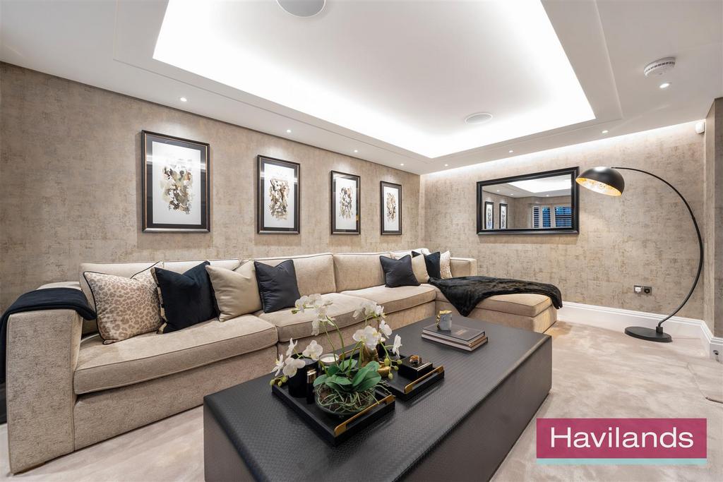 Winchmore Hill Road-13.jpg