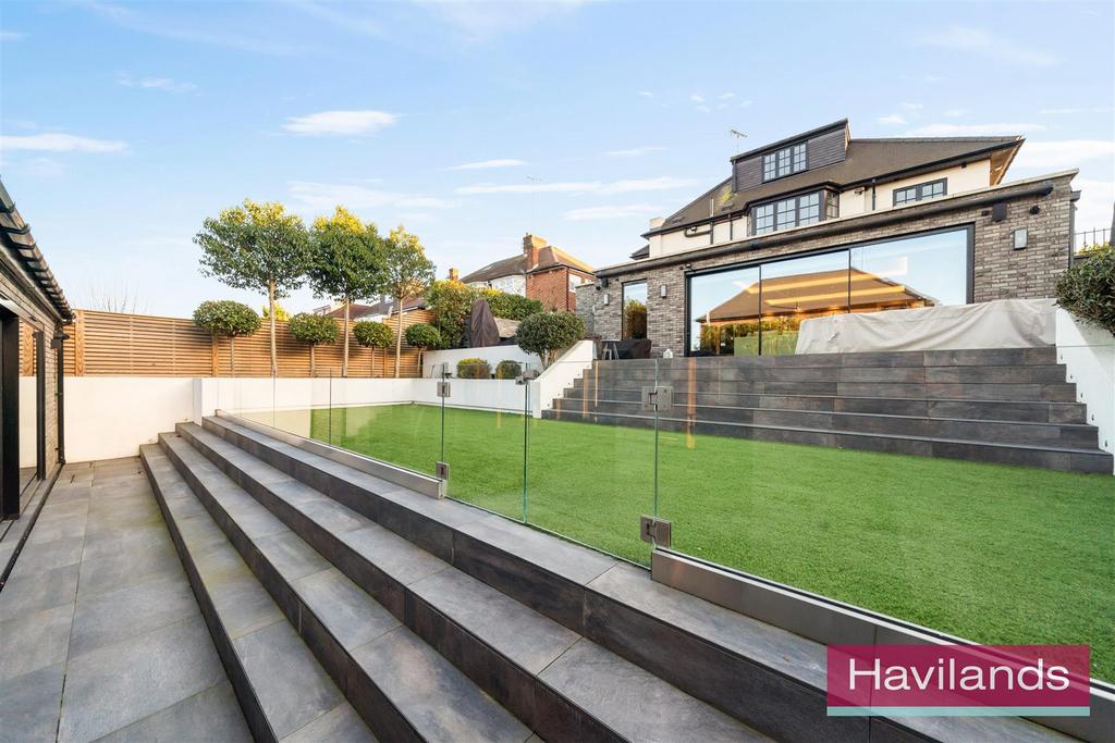 Winchmore Hill Road-6.jpg