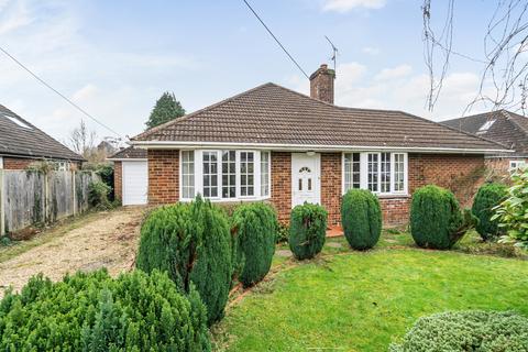 4 bedroom bungalow for sale, Queens Road, North Warnborough, Hook, Hampshire, RG29