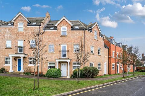 2 bedroom flat for sale, 35 Appledore Road, Castle Road