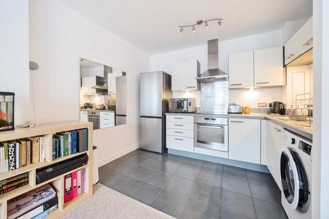 1 bedroom flat for sale, Slough Berkshire,  SL1,  SL1