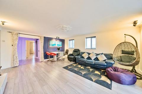 2 bedroom flat for sale, Reading Riverside setting,  Berkshire,  RG1