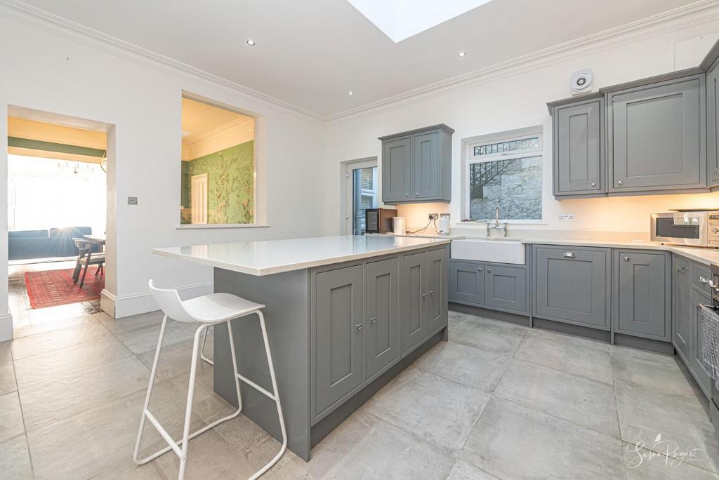 Kitchen/Breakfast Room