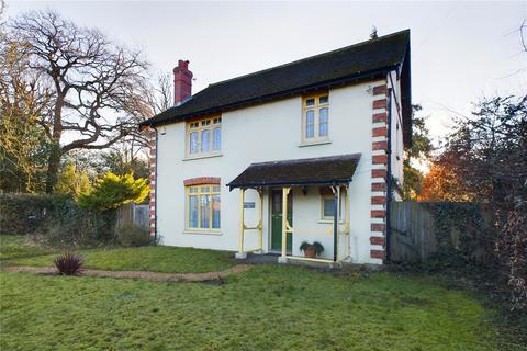 4 bedroom detached house for sale, Three Bridges Road, Three Bridges, Crawley, West Sussex, RH10