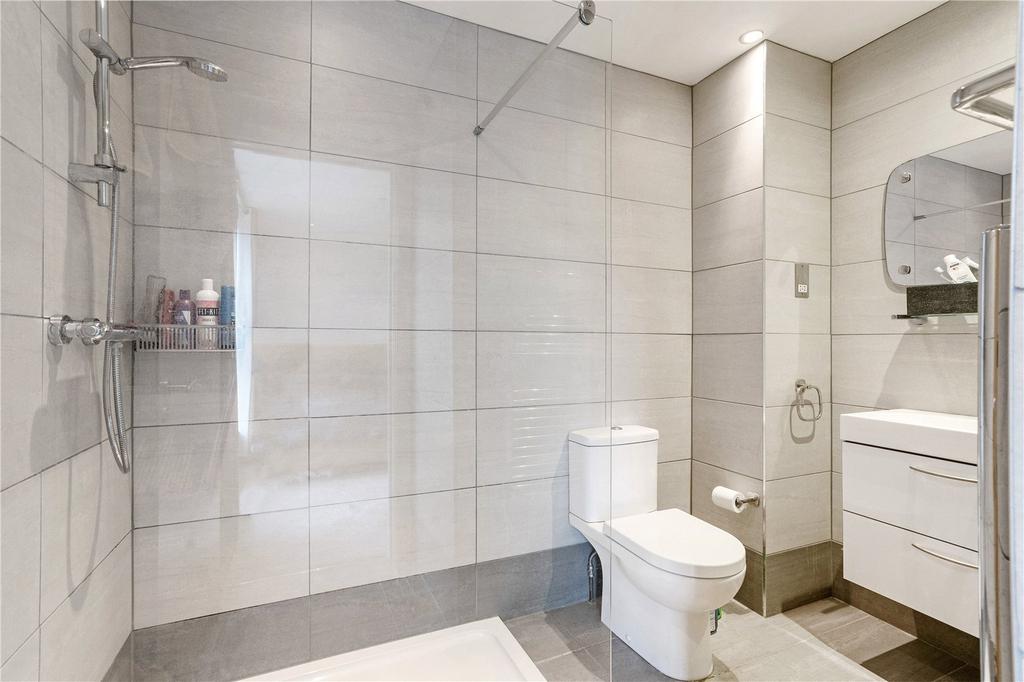 En Suite Shower Room