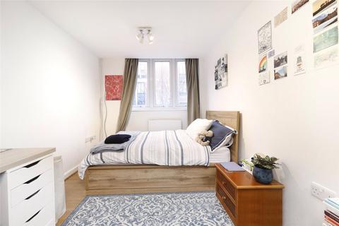 3 bedroom apartment for sale, Joseph Trotter Close, London, EC1R