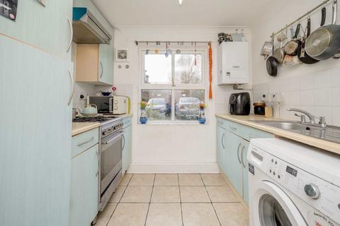 3 bedroom terraced house for sale, Louisa Close, London E9