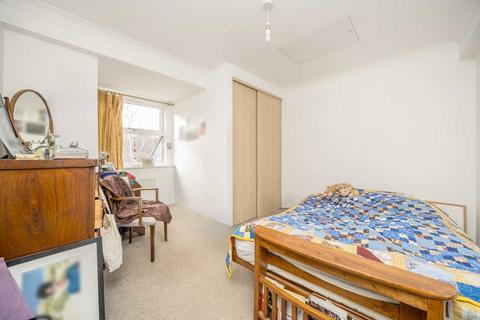 3 bedroom terraced house for sale, Louisa Close, London E9