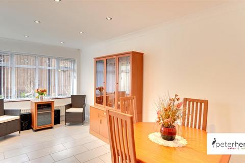 4 bedroom bungalow for sale, Merryfield Gardens, Roker, Sunderland