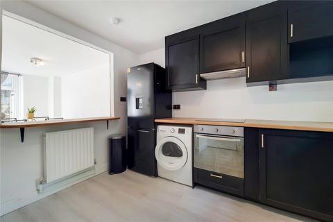 3 bedroom maisonette to rent, Gough Walk, Poplar, London, E14