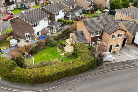 4 bedroom detached house for sale, Hollyhock Close, Basingstoke RG22