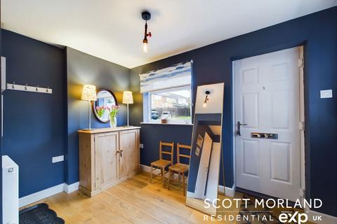 1 Hollyhock Close, Basingstoke, RG22 5RF