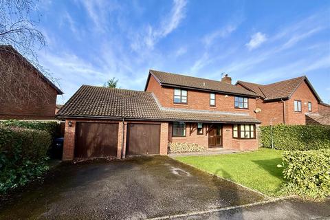 4 bedroom detached house for sale, Millway, Hereford HR1