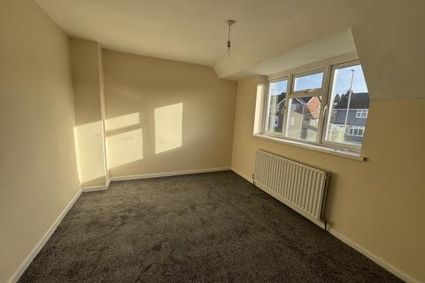 2 bedroom semi-detached house to rent, Ashenhurst Road, Dudley, West Midlands, DY1