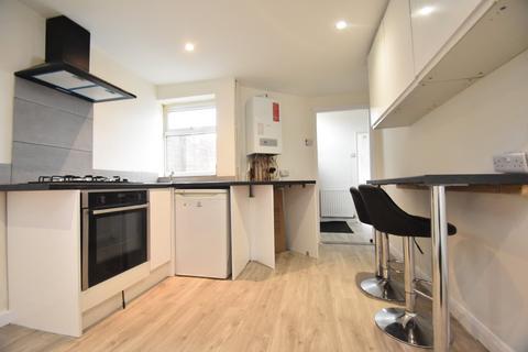 2 bedroom maisonette to rent, Malta Road, Hampshire PO2