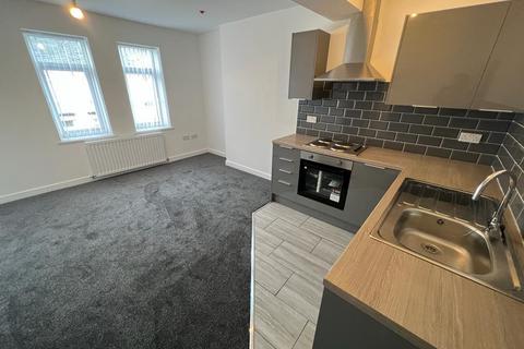 1 bedroom flat to rent, Railway Street, Splott, Cardiff