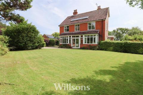 3 bedroom detached house for sale, Boston Road, Spilsby