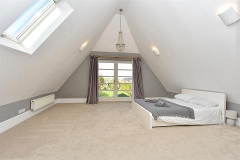 4 bedroom detached house for sale, Rede Court Road, Strood, Rochester, Kent