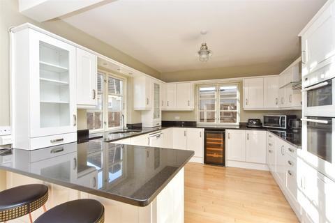 4 bedroom detached house for sale, Rede Court Road, Strood, Rochester, Kent