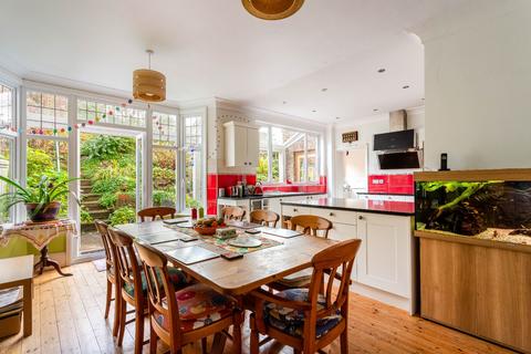 5 bedroom semi-detached house for sale, Cornwall Gardens, Brighton