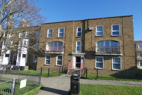 2 bedroom flat to rent, La Belle Alliance Square, Ramsgate, CT11