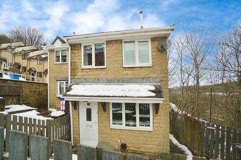 3 bedroom house to rent, Paterson Close, Stocksbridge, S36