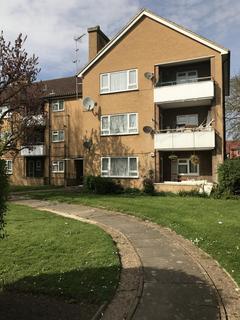 2 bedroom flat for sale, Southall, UB2