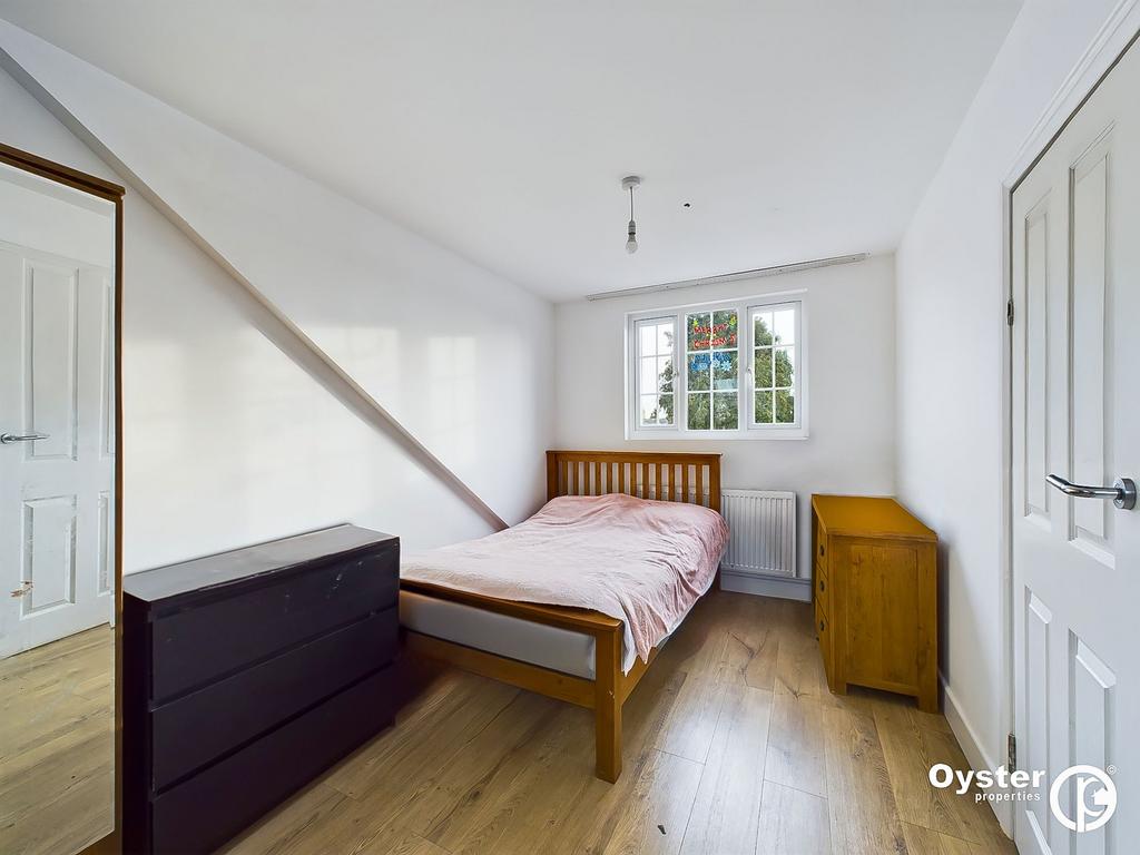 Loft Space/ Bedroom 4