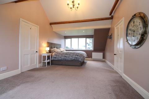 4 bedroom detached house for sale, Skinburness Road, Skinburness, Wigton, CA7