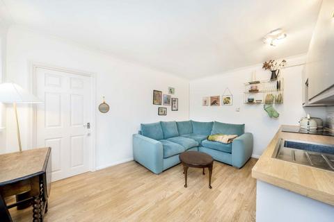 1 bedroom flat to rent, Belsize Road, London NW6