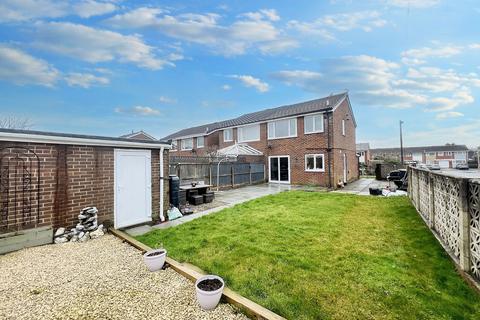 3 bedroom semi-detached house for sale, Eastbourne Close, Preston