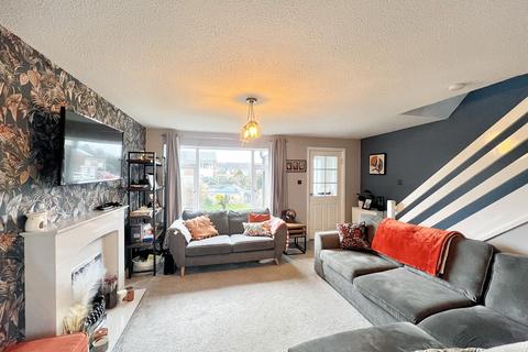 3 bedroom semi-detached house for sale, Eastbourne Close, Preston