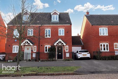 147 Ashmead Road, Bedford, MK41 7FD