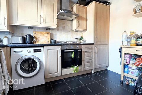 147 Ashmead Road, Bedford, MK41 7FD