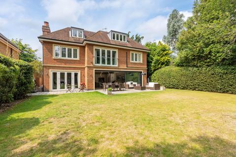 5 bedroom detached house for sale, Leigh Place, Cobham, KT11