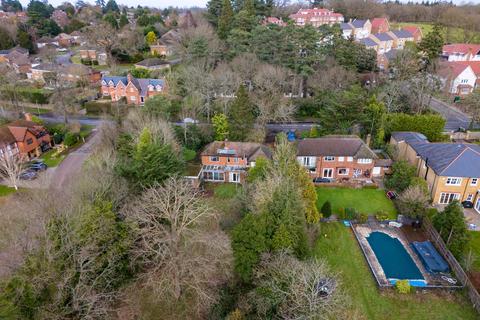 Coggers Leatherhead Road, Oxshott, Leatherhead, KT22 0ET