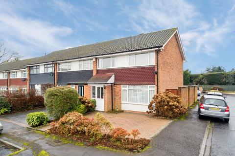 41 Warren Field, Iver, SL0 0RU